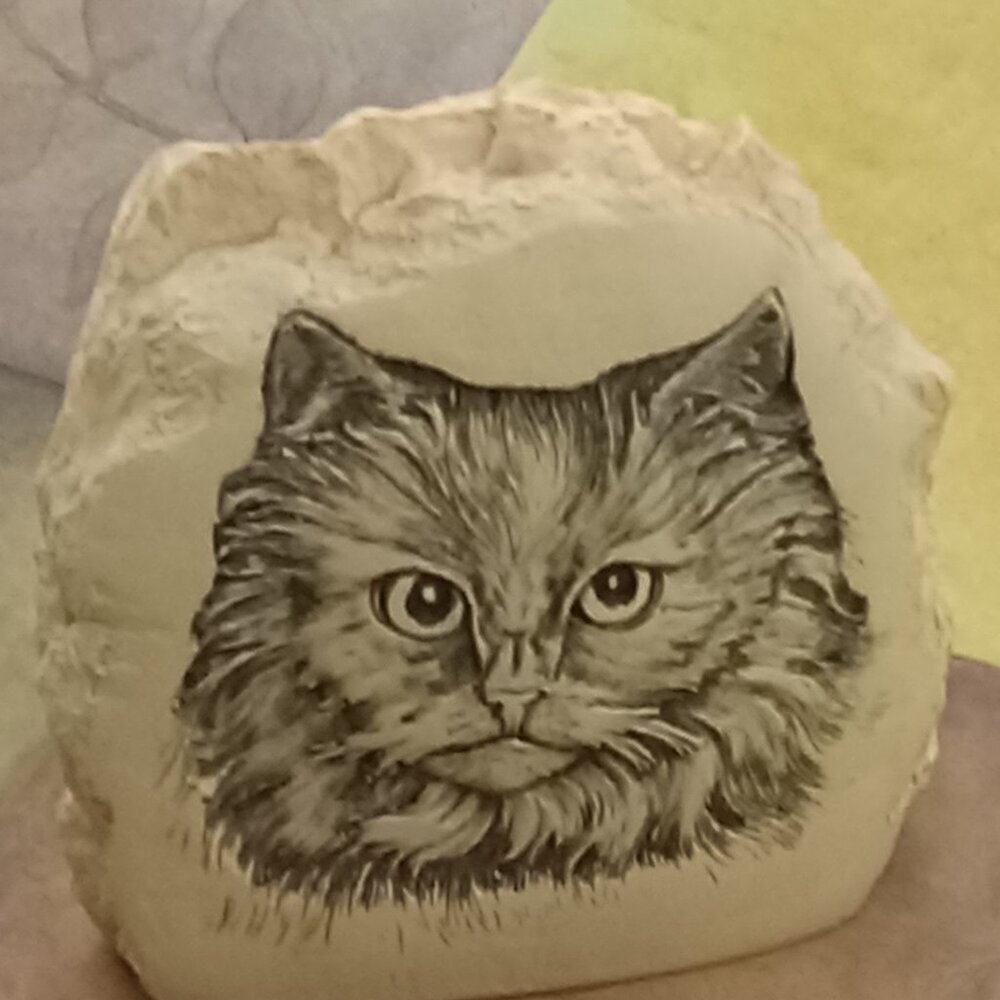 Resin CAT Long Hair PAPERWEIGHT Engraved Boulder Shape Tan Black 3D Etch